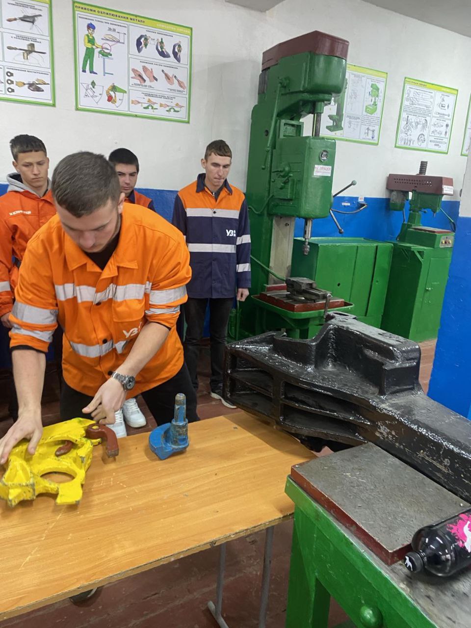 Наполегливість, професіоналізм і залізна витримка!