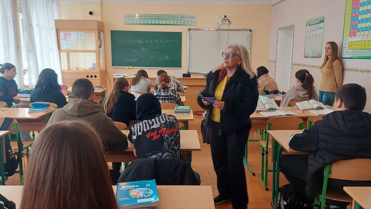 Не професія обирає людину, а людина – професію