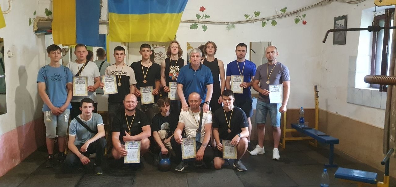Змагання з гирьового спорту з роботодавцями